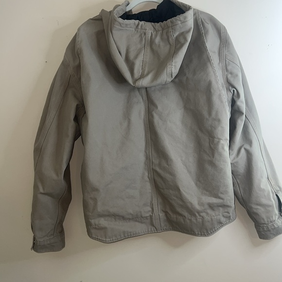 Men’s Carhartt light brown/beige color jacket - Picture 6 of 6